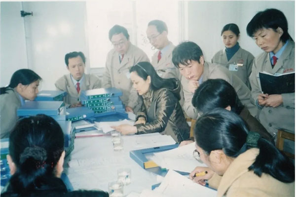 2002年yl23455永利集团人废寝忘食搞认证